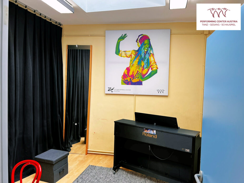 250910Studio C IMG 1011PCTM